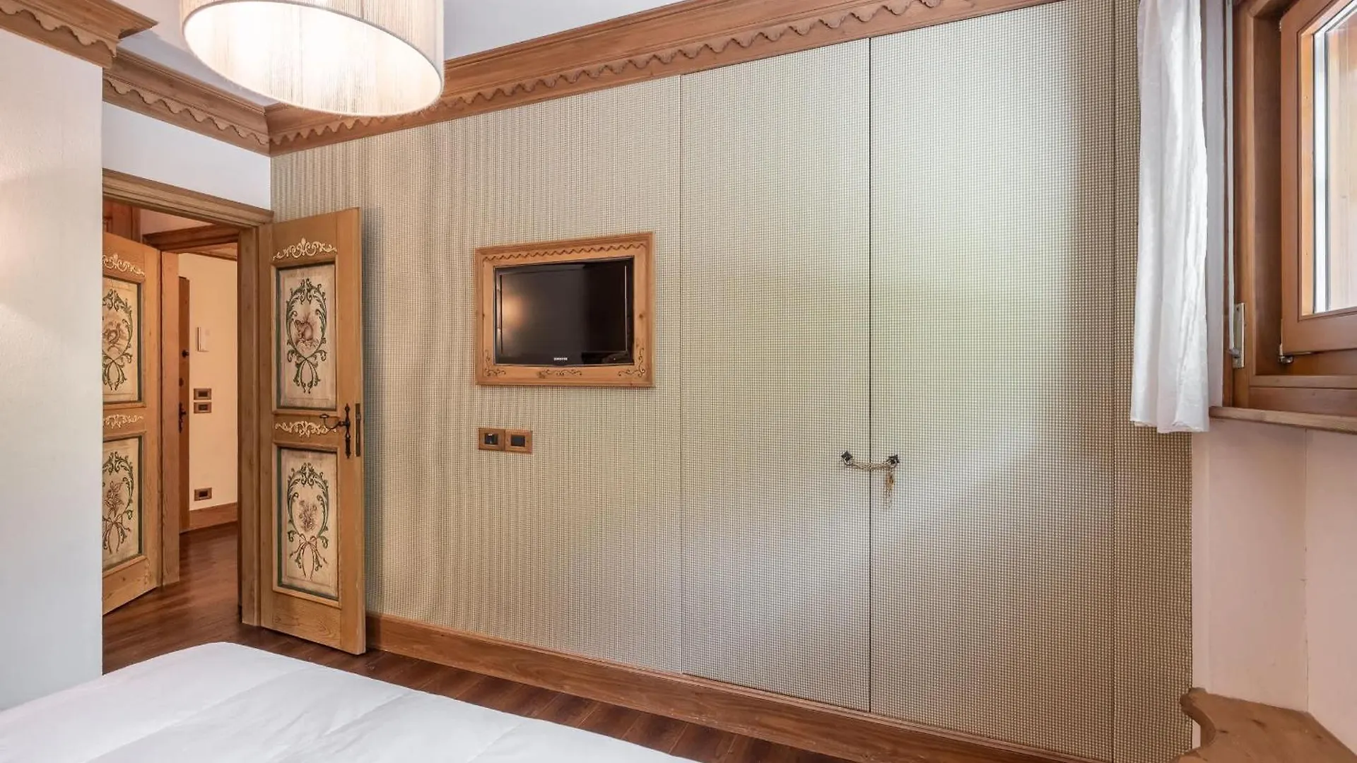 Stylish Apartment With Beautiful Surroundings Cortina dʼAmpezzo